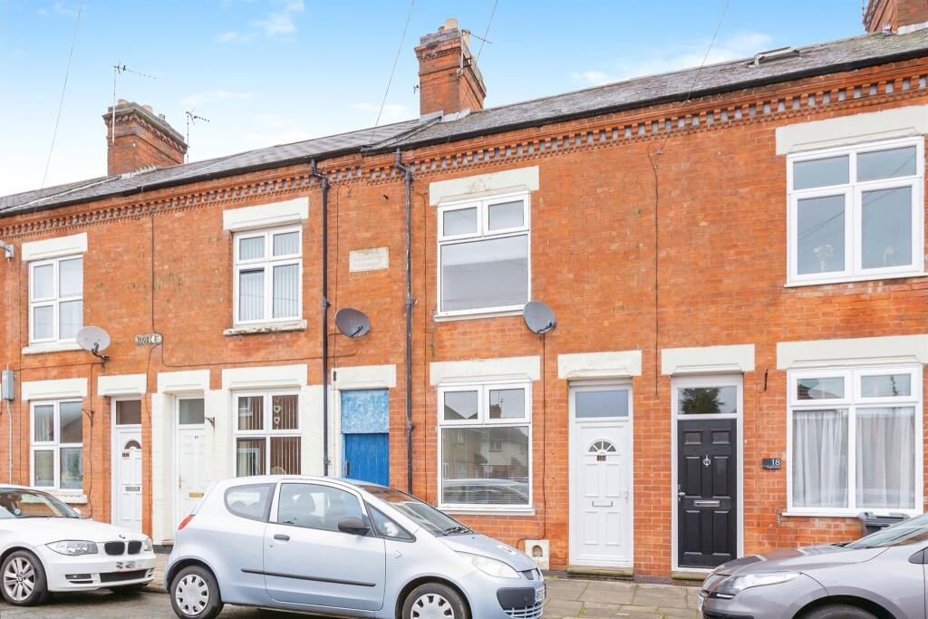 3 bedroom terraced house for sale in Rugby Street, Leicester, LE3