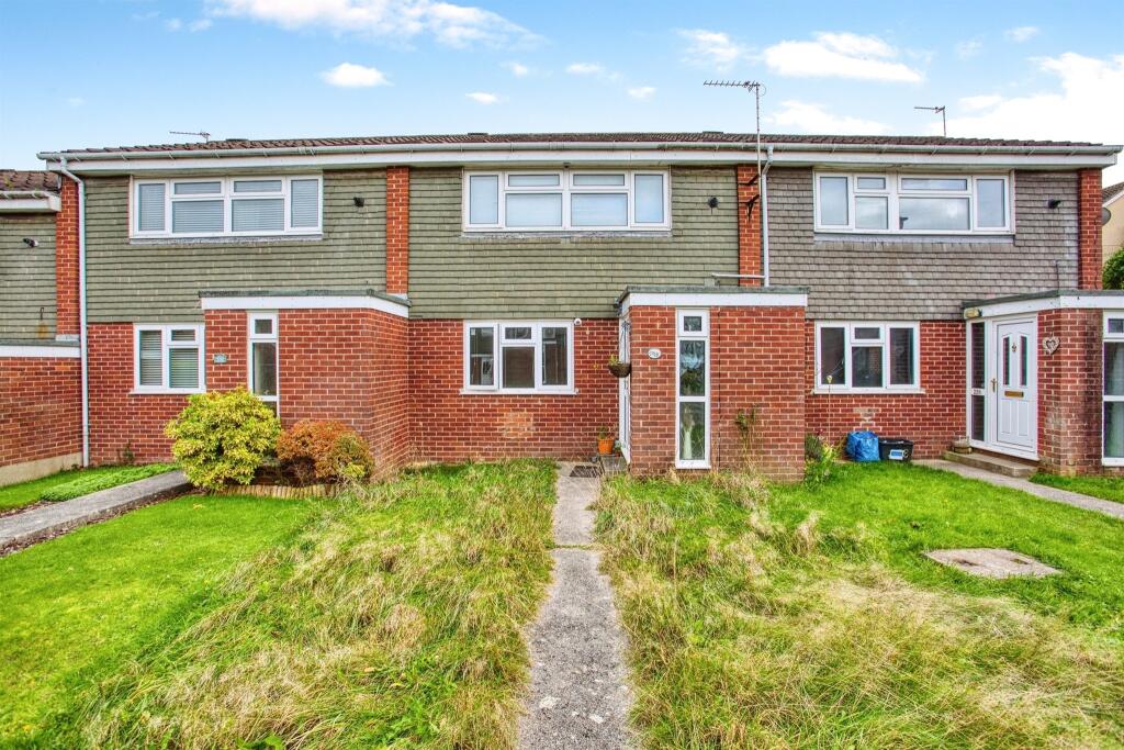 2 bedroom terraced house for sale in St. Johns Road, Yeovil, BA21