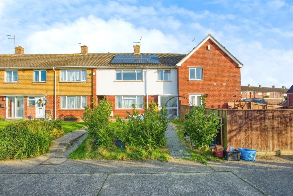 3 bedroom terraced house for sale in Monmouth Road, Yeovil, BA21