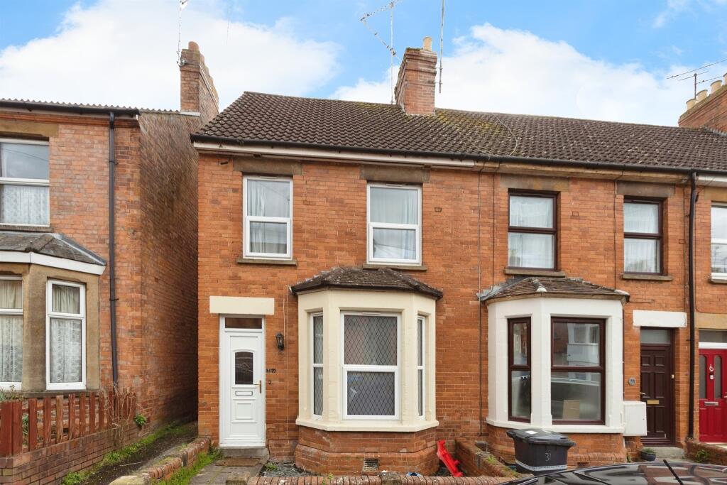 2 bedroom end of terrace house for sale in Orchard Street, Yeovil, BA20