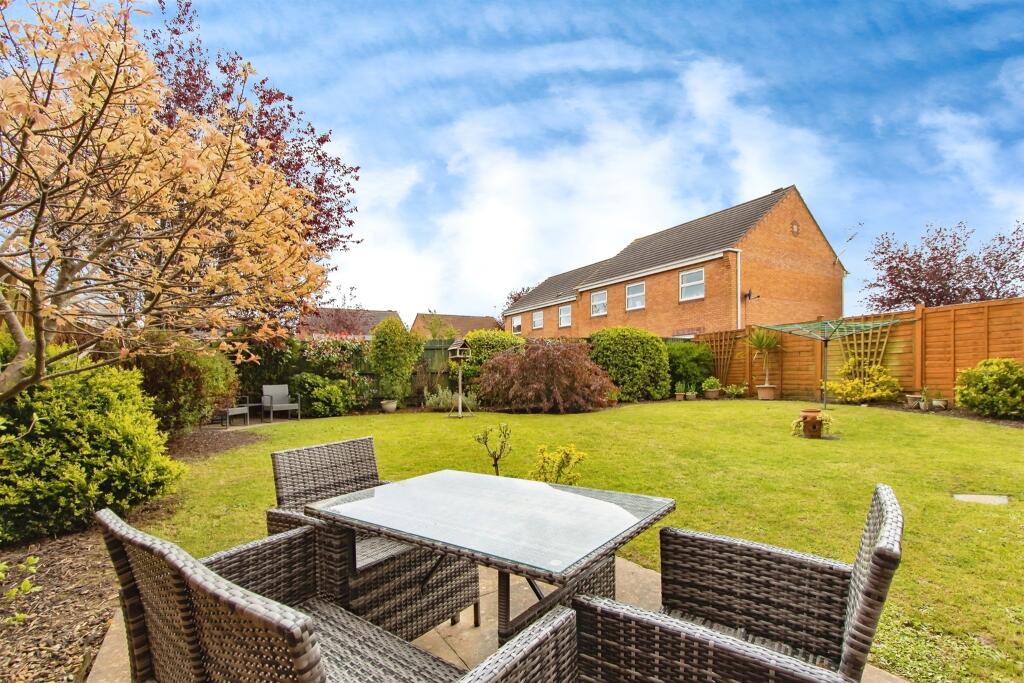 4 bedroom detached house for sale in Forde Park, Yeovil, BA21