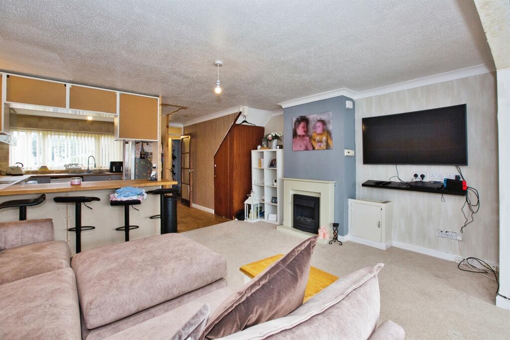 Additional property image - Thatcham Park, Yeovil