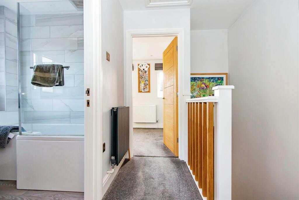 Additional property image - Broadleaze, Yeovil