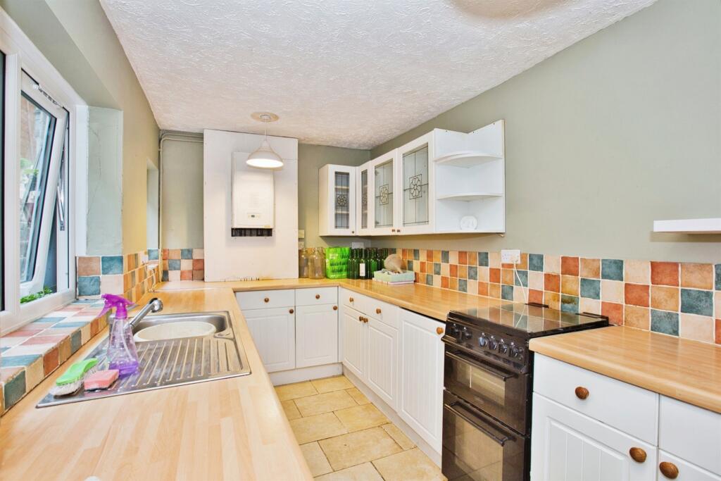 Additional property image - Eastland Road, Yeovil