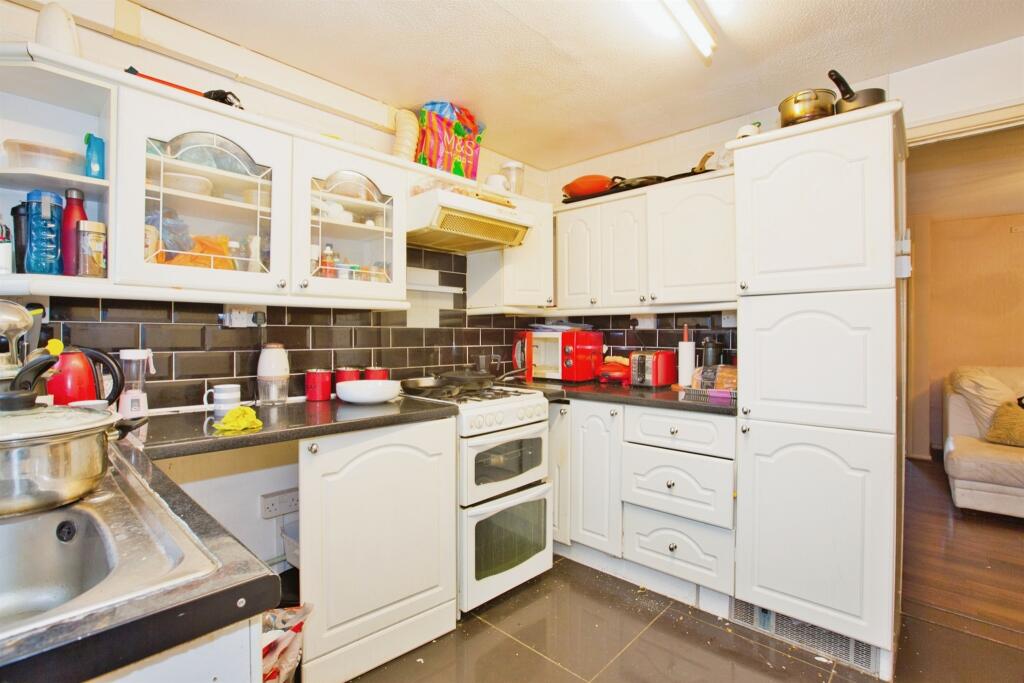 Additional property image - St. Johns Road, Yeovil