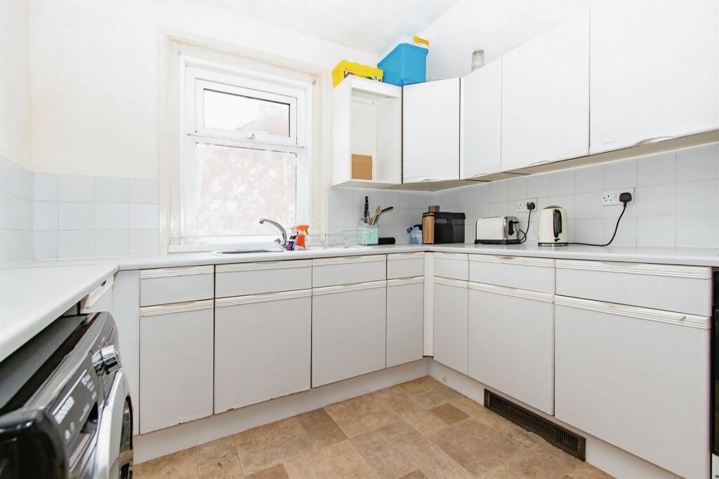 Additional property image - Colmer Road, Yeovil