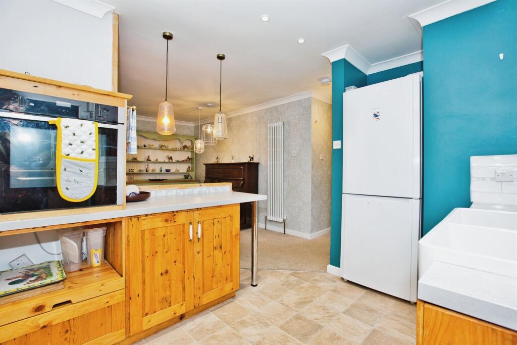 Additional property image - Willow Road, Yeovil