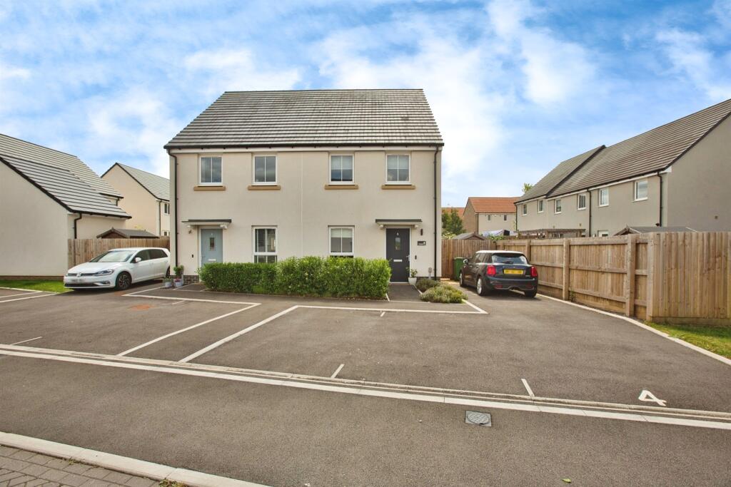 Main image of property: Hornbeam Vale, Ilchester, Yeovil