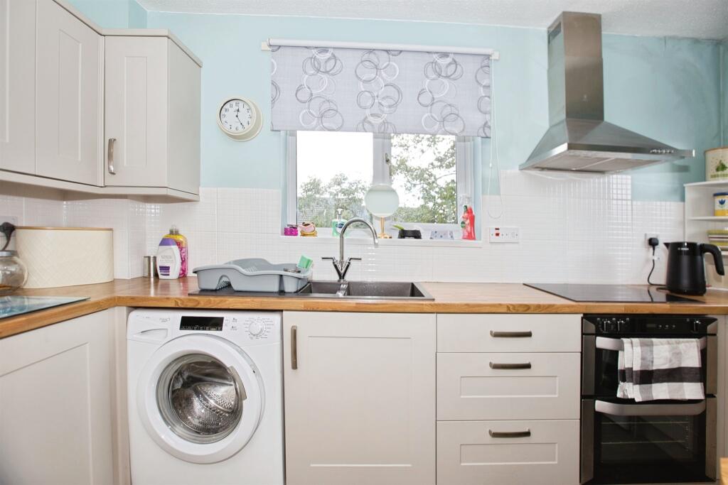 Additional image 11 of Cavalier Way, Yeovil