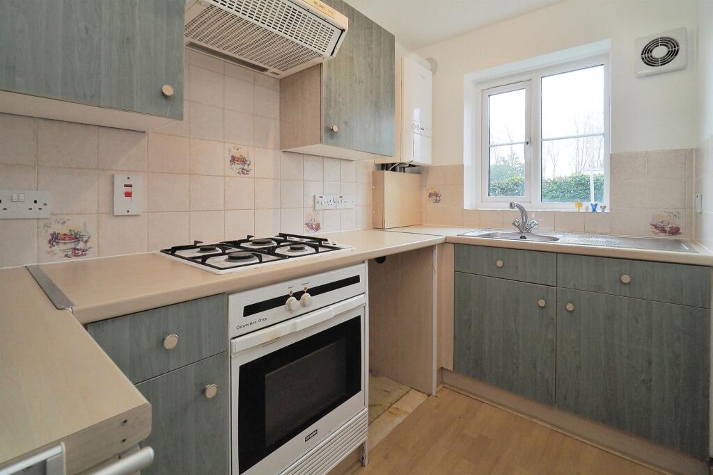 Additional property image - Foxglove Way, Yeovil