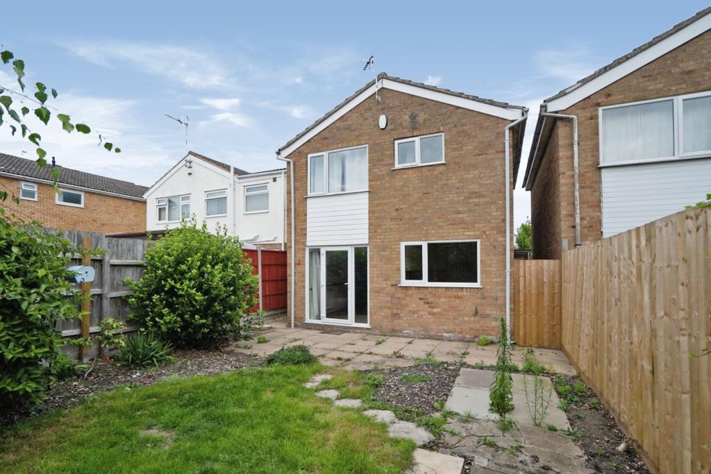 3 bedroom detached house for sale in Iona Way, Countesthorpe, Leicester, LE8