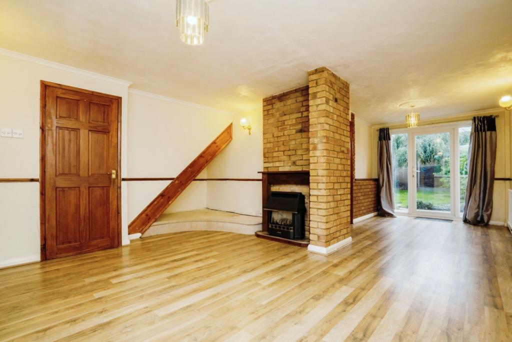 3 bedroom detached house for sale in Iona Way, Countesthorpe, Leicester, LE8