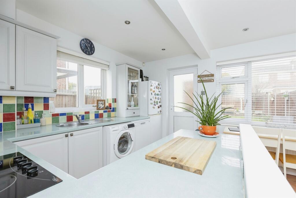 3 bedroom semidetached house for sale in Herbert Close, Whetstone