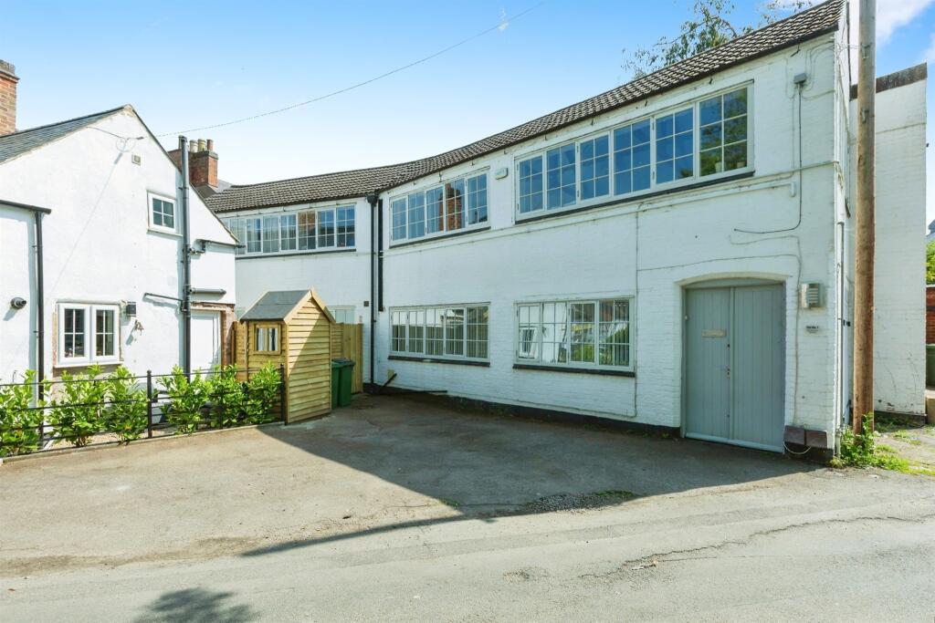 2 bedroom apartment for sale in Green Lane, Countesthorpe, Leicester, LE8