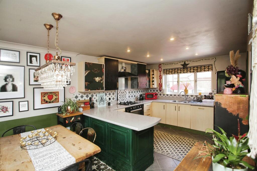 Additional property image - Pipistrelle Drive, Market Bosworth, Nuneaton