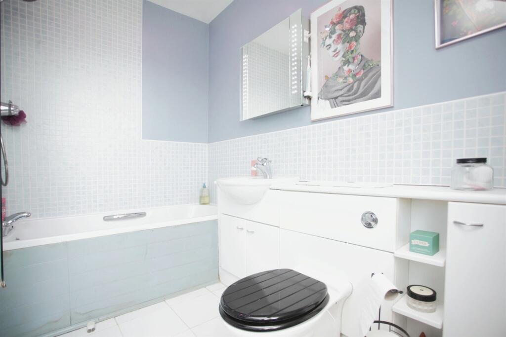 Additional property image - Pipistrelle Drive, Market Bosworth, Nuneaton
