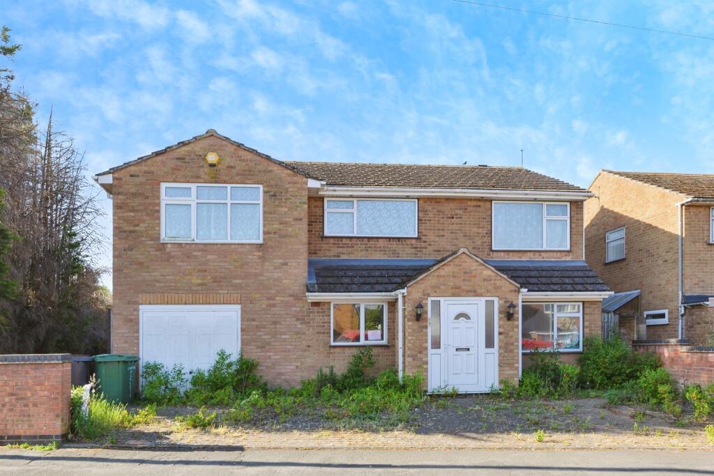 Main image of property: Copsewood Avenue, Nuneaton