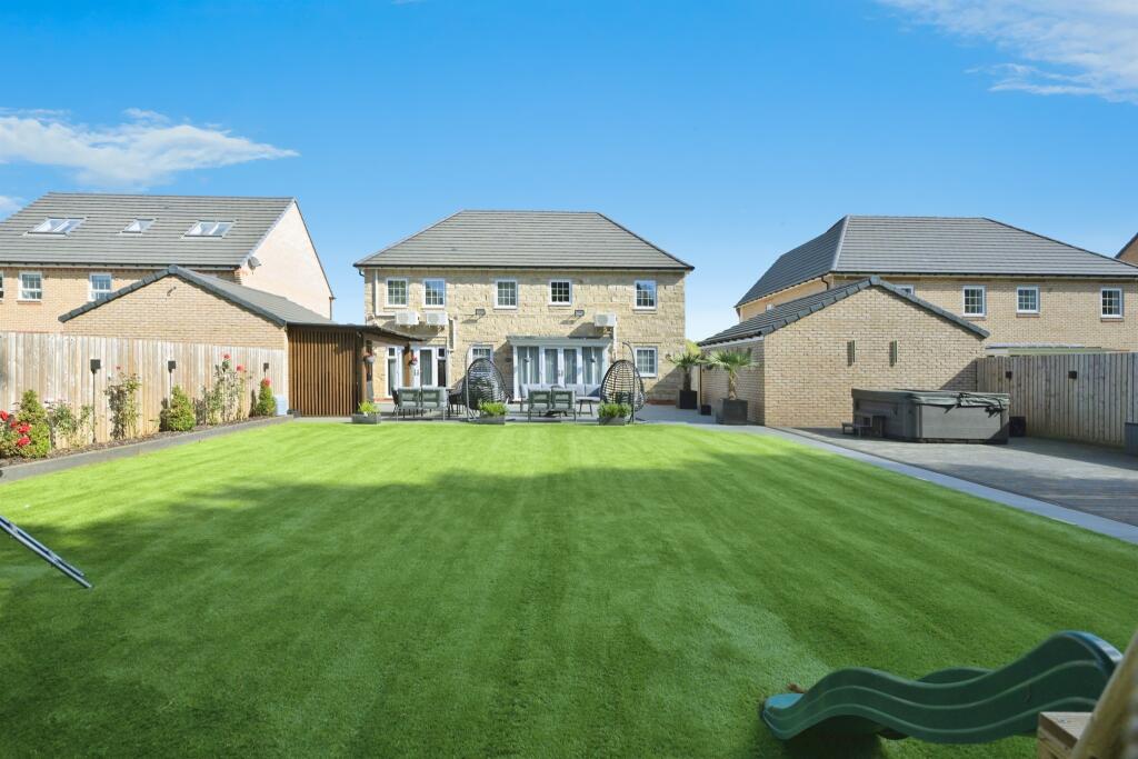Main image of property: Beaufort Row, Overstone, Northampton