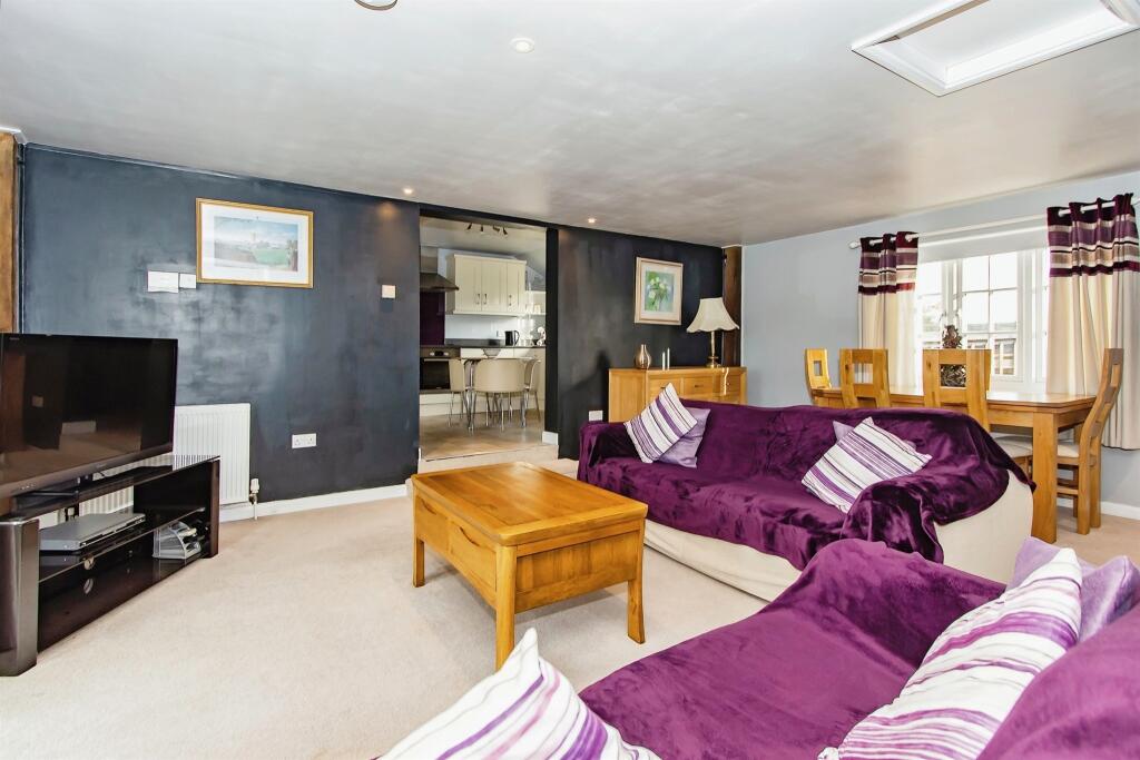 Additional property image - Cabbage Lane, Horsington, Templecombe