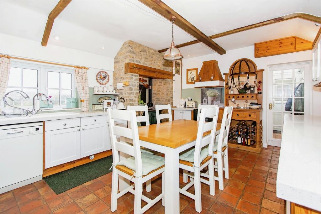Additional property image - Cabbage Lane, Horsington, Templecombe