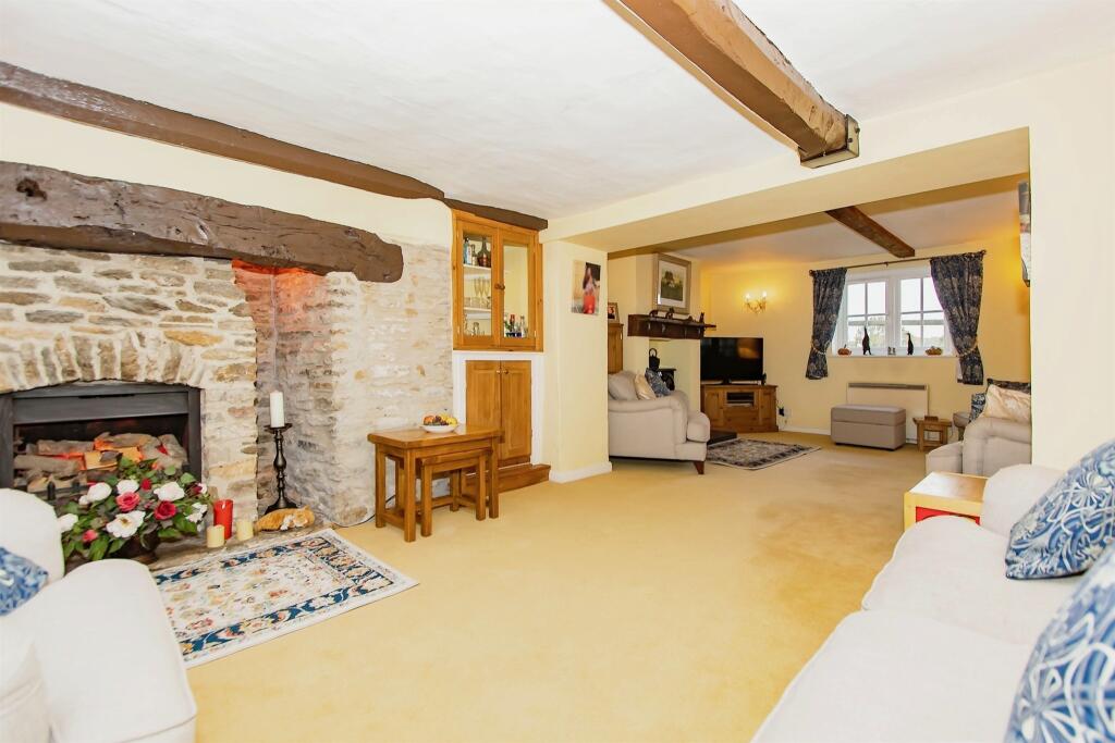 Additional property image - Cabbage Lane, Horsington, Templecombe