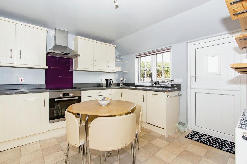 Additional property image - Cabbage Lane, Horsington, Templecombe