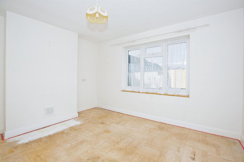 Additional property image - Green Close, Sparkford, Yeovil