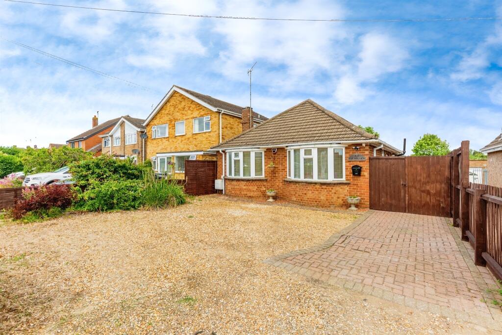 Main image of property: Woodland Road, Rushden
