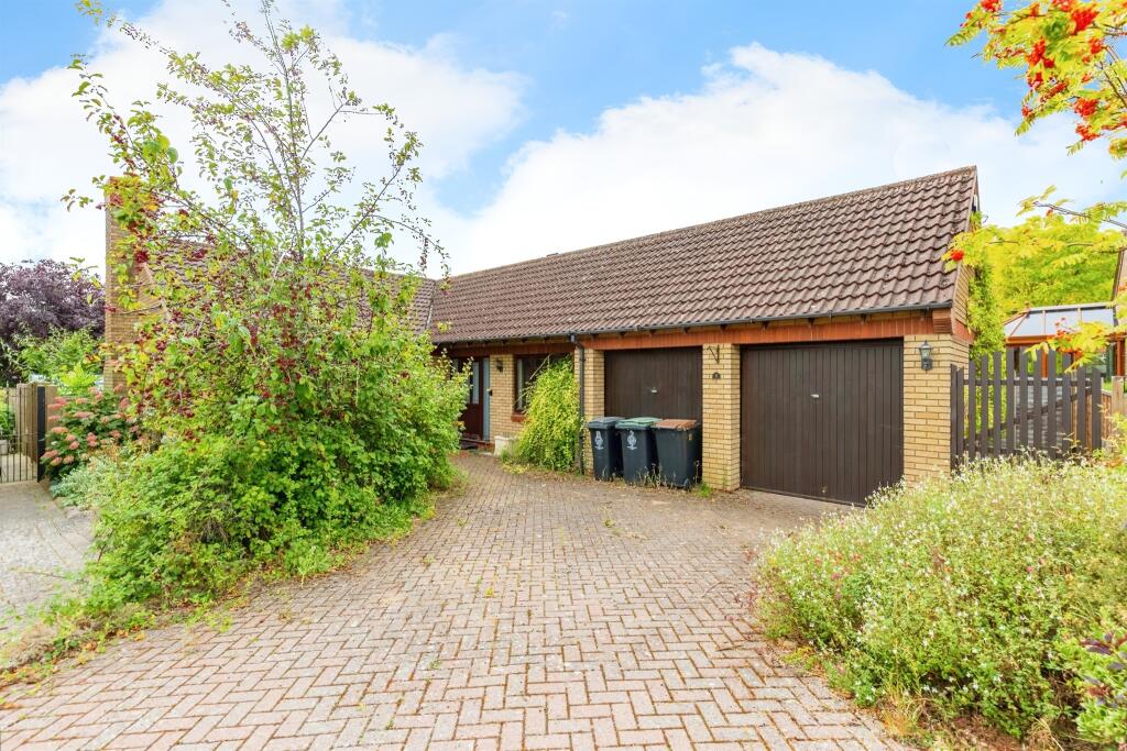 Main image of property: Chapel Close, Great Addington, Kettering