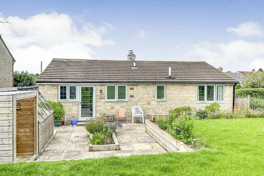 3 bedroom detached bungalow for sale in , Cattistock, Dorchester, DT2