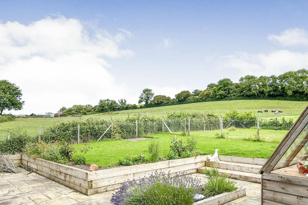 3 bedroom detached bungalow for sale in , Cattistock, Dorchester, DT2