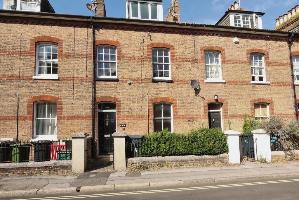 3 bedroom terraced house for sale in Wollaston Road, Dorchester, DT1