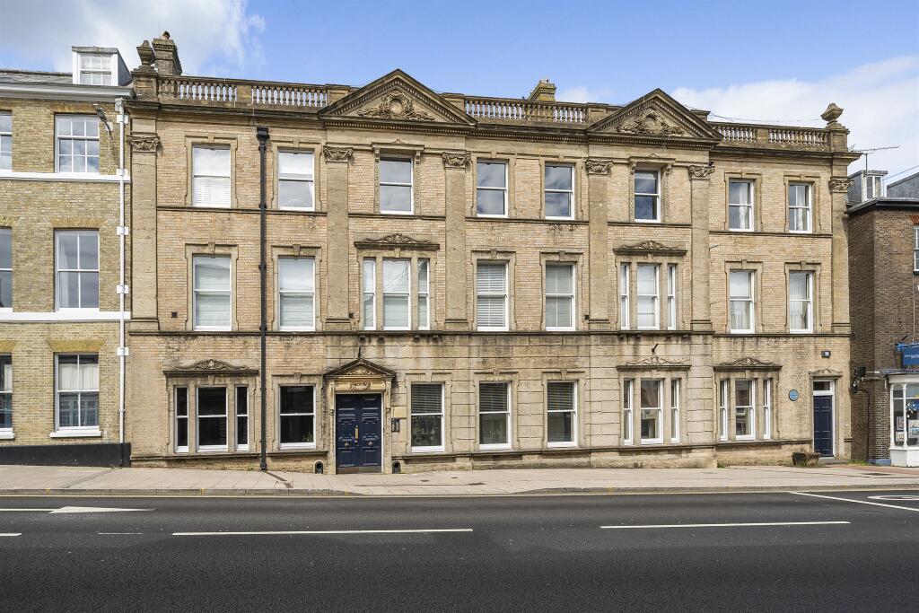 Main image of property: High West Street, Dorchester