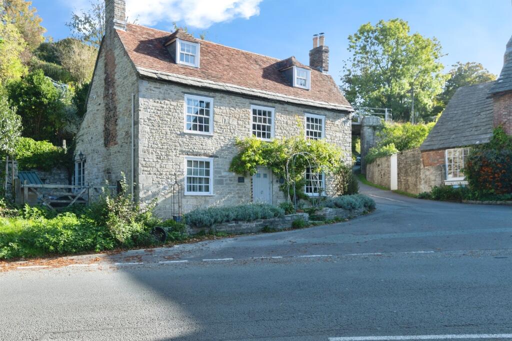 Main image of property: East Street, Corfe Castle, Wareham