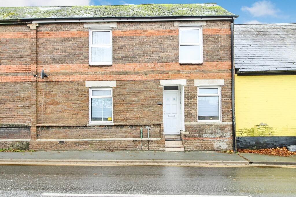 2 bedroom terraced house