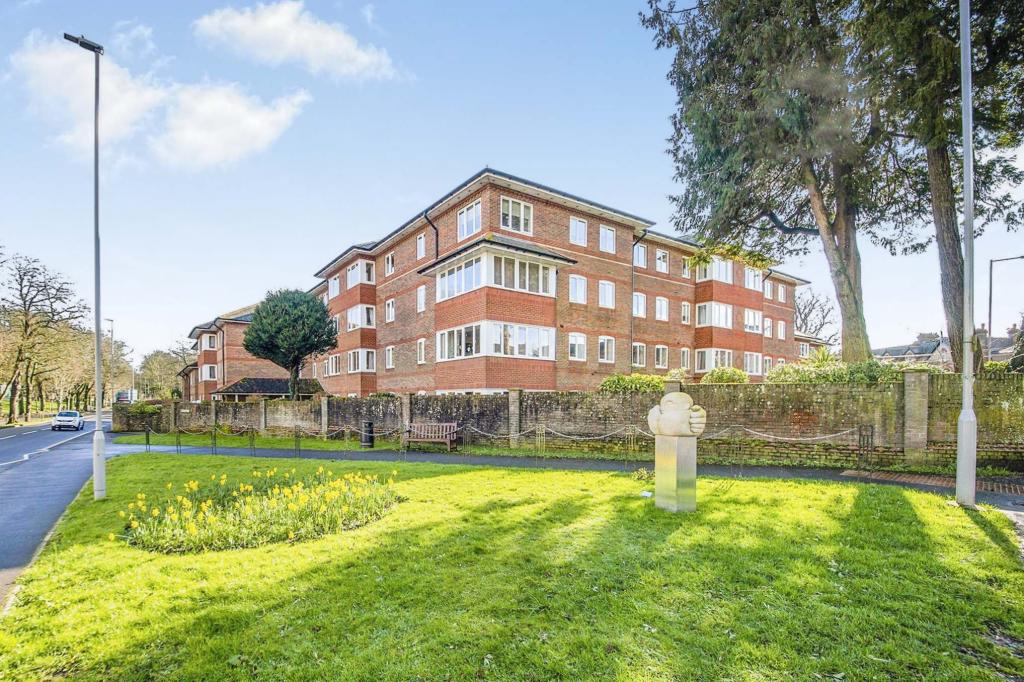 2 bedroom apartment for sale in South Walks Road, Dorchester, DT1