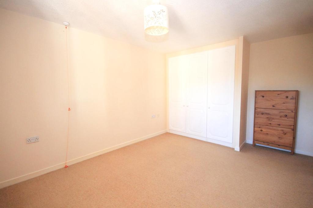 2 bedroom apartment for sale in South Walks Road, Dorchester, DT1