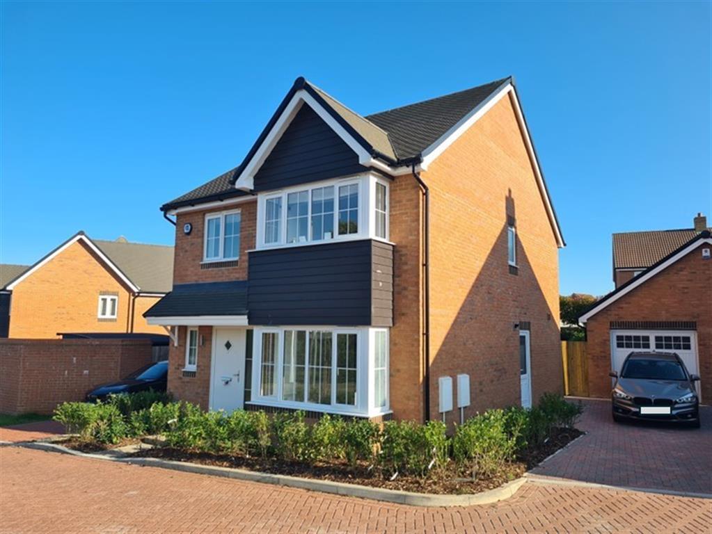 4 bedroom detached house