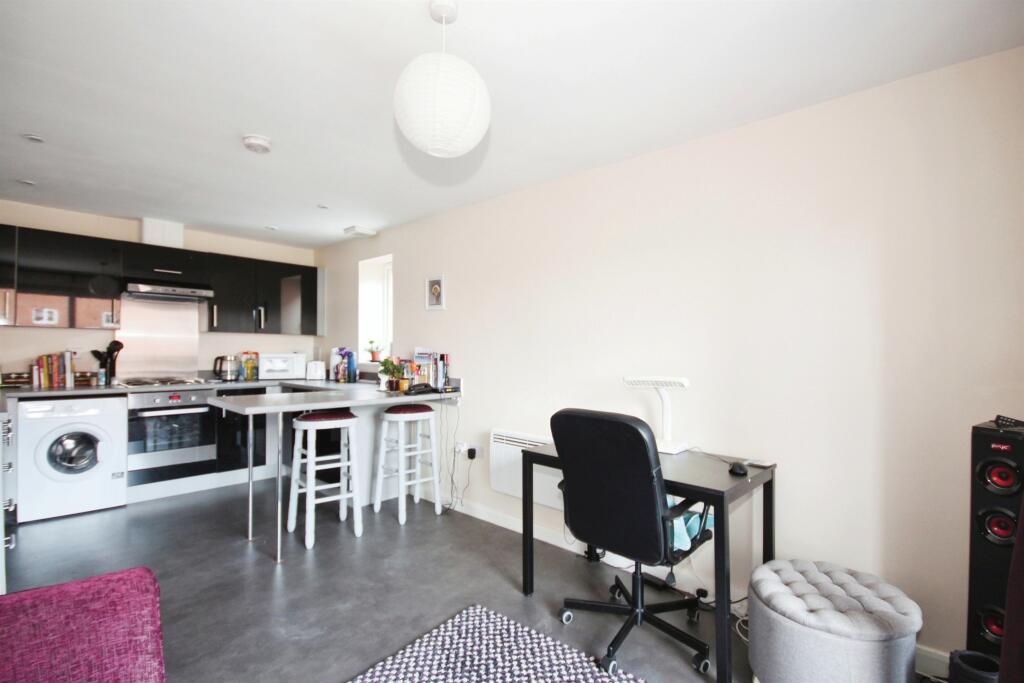 Additional property image - Poppleton Close, City Centre, Coventry