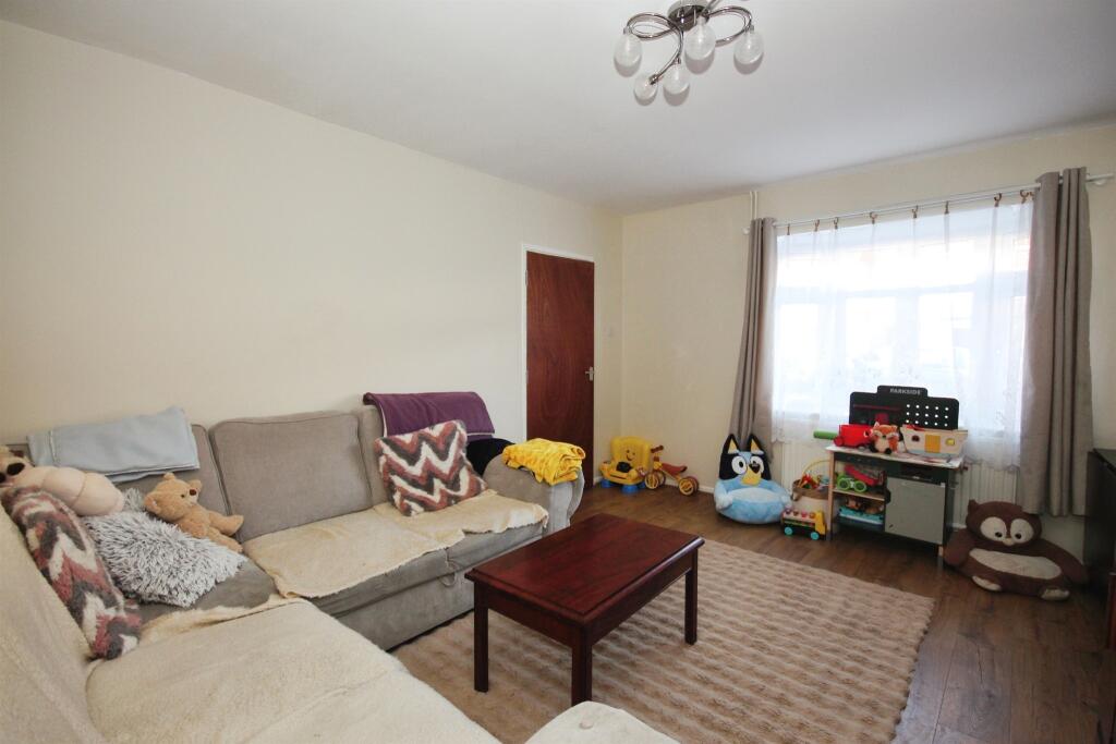 Additional property image - Goode Croft, Tile Hill, Coventry