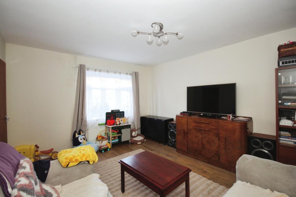 Additional property image - Goode Croft, Tile Hill, Coventry