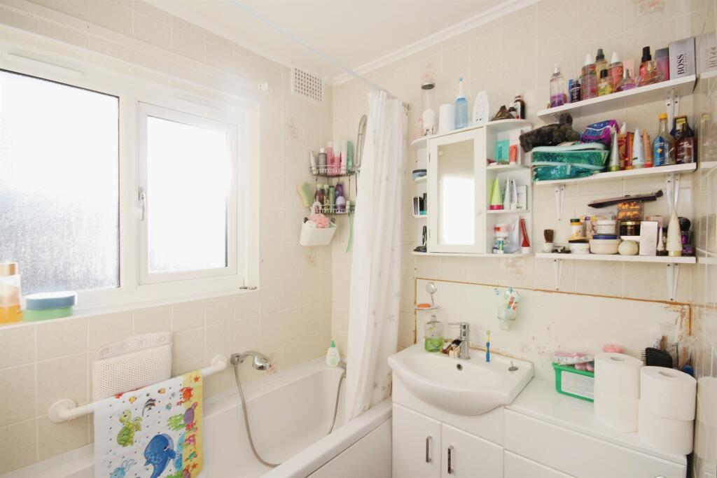 Additional property image - Goode Croft, Tile Hill, Coventry