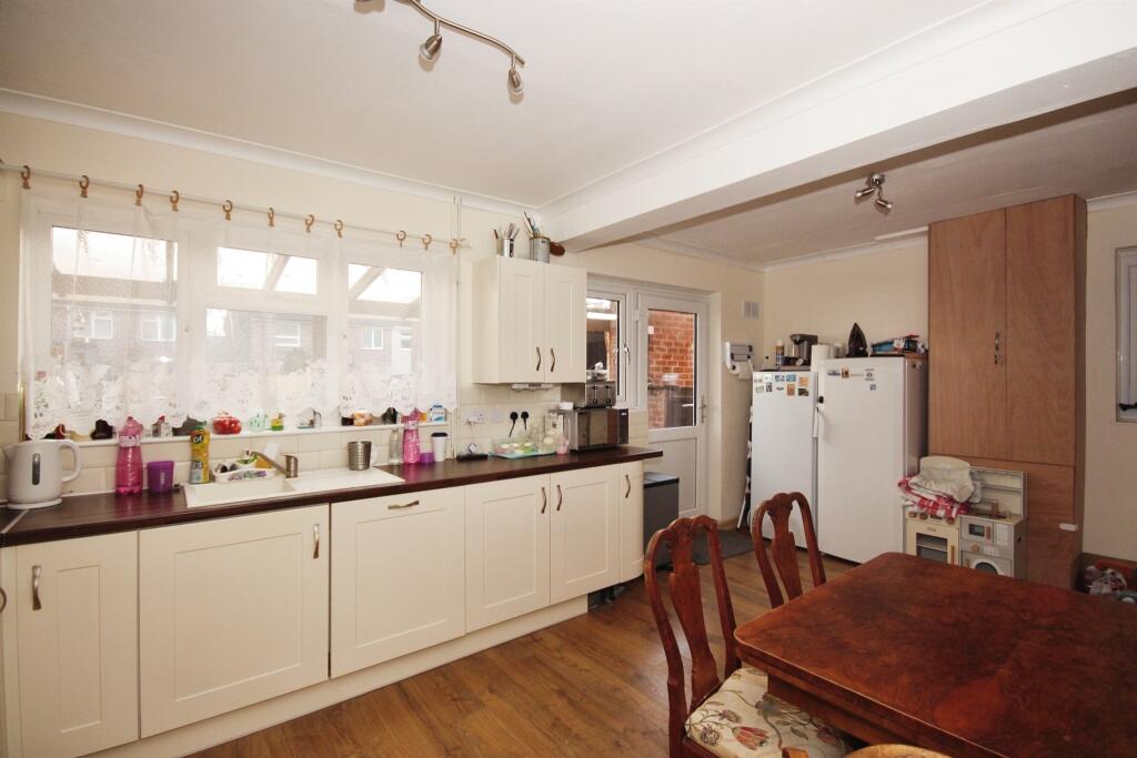 Additional property image - Goode Croft, Tile Hill, Coventry
