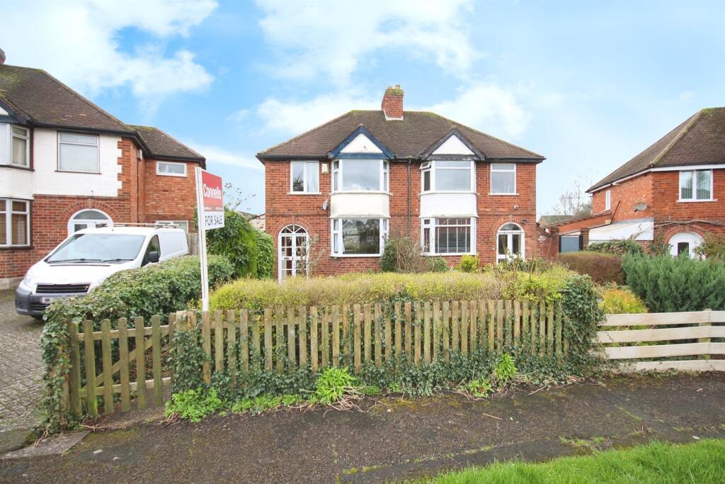 3 bedroom semidetached house for sale in Gresham Avenue, Leamington