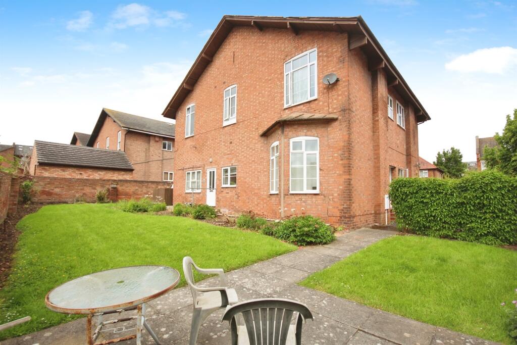 Additional property image - Claremont Road, Leamington Spa