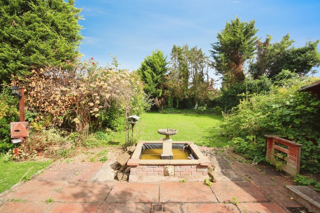 Additional property image - Dunblane Drive, Leamington Spa