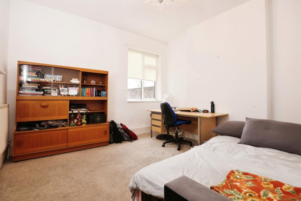Additional property image - Forfield Place, Leamington Spa