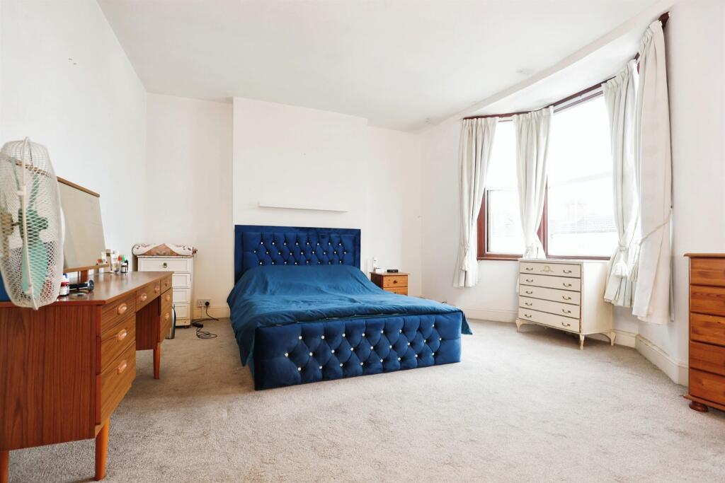 Additional property image - Forfield Place, Leamington Spa