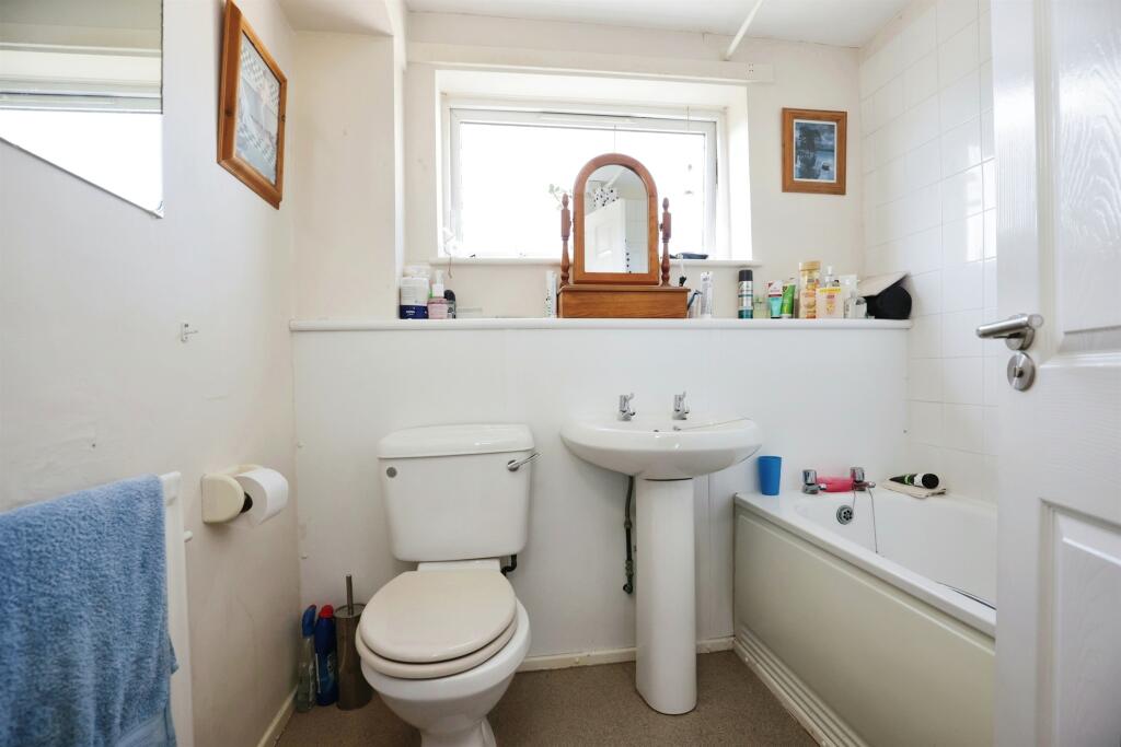 Additional property image - Fallow Hill, Leamington Spa