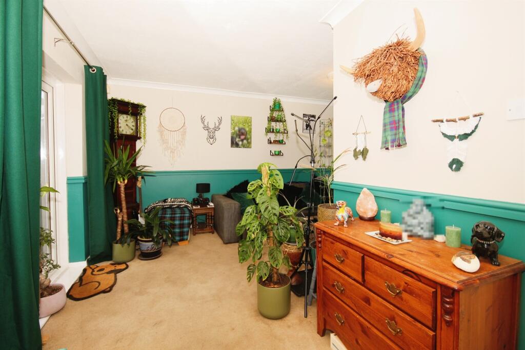 Additional property image - Marston Avenue, Lighthorne Heath, Leamington Spa